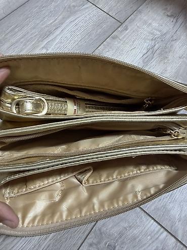 Сумкалар: Сумка Michael Kors розовая – 500 сом Сумка золотая - 500 сом Сумка — 4