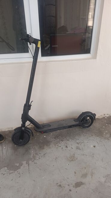 elekdron sukutur: Salam skuter satilir heç bir problemi yoxdu zaratqa cox saxliyir maks