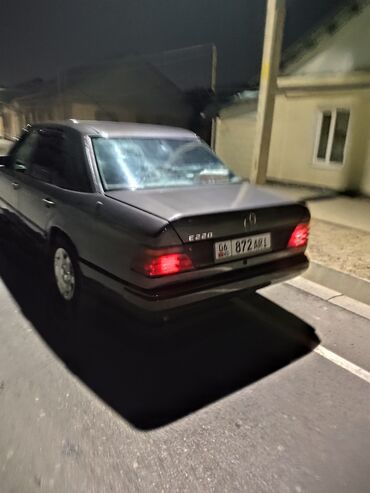 полированный машинка: Mercedes-Benz W124: 1987 г., 2.5 л, Механика, Дизель, Седан