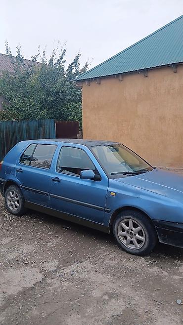 Volkswagen Golf: 1993 г., Механика, Бензин, Хэтчбэк