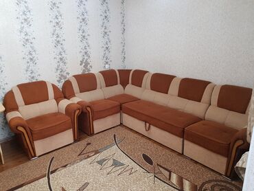 уголок для дома: Продаю угловой диван из 4 частей и одно кресло. Есть выдвигающийся