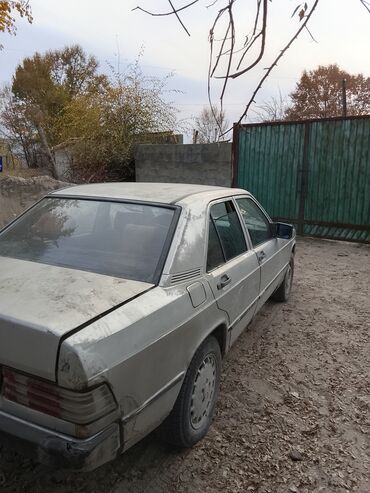 продаю машину под выкуп: Mercedes-Benz 190: 1988 г., 2.3 л, Механика, Бензин, Седан