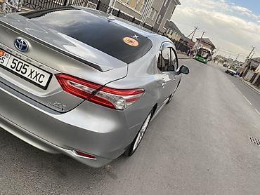 highlander 2017: Toyota Camry: 2020 г., 2.5 л, Вариатор, Гибрид, Седан — 3