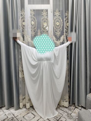 платье с бахромой: Вечернее платье, Длинная модель, С рукавами