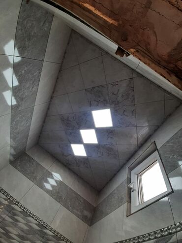 divar boyasi: Mərmər dekorlu interyer panelləri və asma tavan sistemi - Divarlar