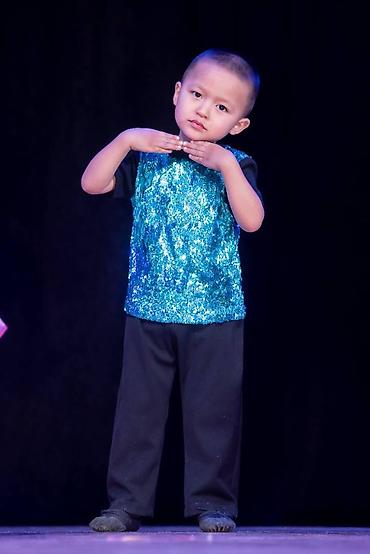 Прокат детских карнавальных костюмов: Сдаются на прокат детские формы Барби и Кена на утренники для детей — 3