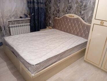 Divanlar: Yeni, İkinəfərlik çarpayı, Bazalı, Matras ilə, Siyirməsiz