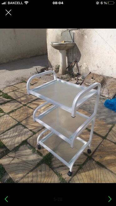 Salon, tibbi mebel dəsti: Tibbi refler 40 azndan başlayir Her nov salon Mallarinin topdam ve — 2