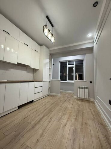 квартира за 10 тысяч в месяц: 1 комната, 42 м², Элитка, 12 этаж, Дизайнерский ремонт