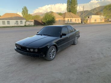 авто ламбаргини: BMW 5 series: 1992 г., 2 л, Механика, Бензин, Седан