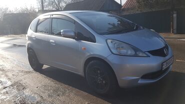 Honda: Honda Fit: 2008 г., 1.3 л, Вариатор, Бензин