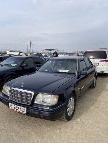 мерс камаз: Mercedes-Benz E 220: 1994 г., 2.2 л, Механика, Бензин, Седан
