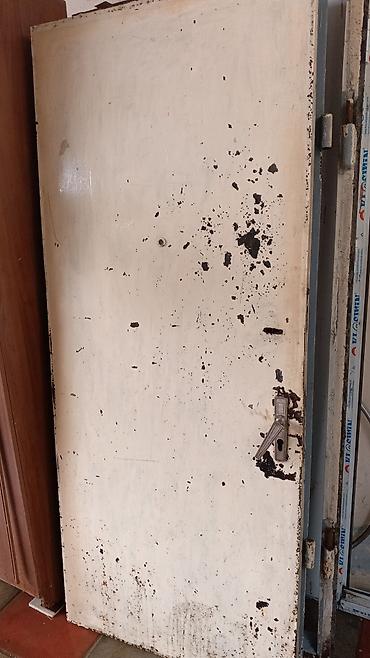 Giriş qapıları: Metal qapı dəsti - Material: polad/metal lövhə, dəmir qutu (kasa) ilə — 2