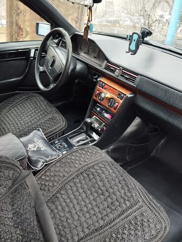 Mercedes-Benz: Mercedes-Benz 300: 3 l | 1991 il Sedan -da lalafo.az — 10 Mercedes-Benz: Mercedes-Benz 300: 3 l | 1991 il Sedan — 10