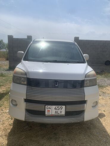 светодиодные лампы для авто в бишкеке: Toyota Voxy: 2003 г., 2 л, Автоматтык, Бензин, Вэн/Минивэн