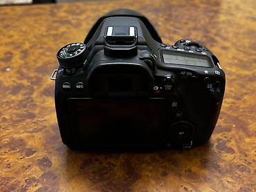 600d canon: Canon EOS 80D DSLR fotoaparat dəsti Komplekt: - Canon EOS 80D — 10
