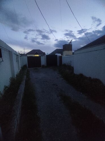 balaxanı ev: Balaxanı qəs. 5 otaqlı, 135 kv. m, Kredit yoxdur, Orta təmir