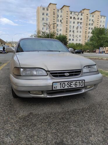 huday: Hyundai Sonata: 2 l | 1996 il Sedan