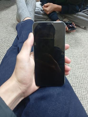 iphone xs mak: IPhone X, серебристый (Silver), 64ГБ - Безрамочный OLED‑дисплей 5.8" — 2