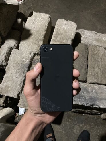 xacmaz telefon satisi: IPhone SE, Qara, Barmaq izi
