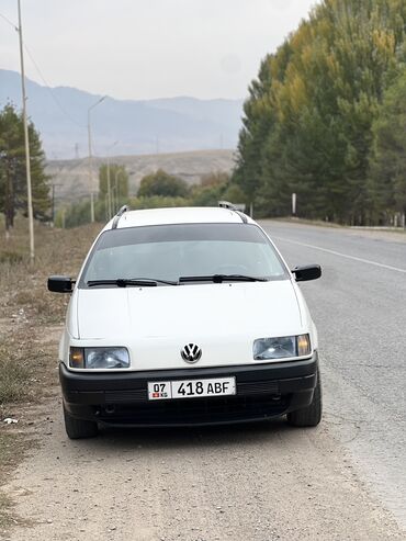 Volkswagen: Volkswagen Passat: 1989 г., 1.8 л, Механика, Бензин