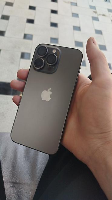 Apple iPhone: IPhone 13 Pro, Б/у, 256 ГБ, Черный, Чехол, 74 % — 3