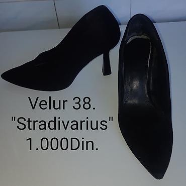 oh lala obuca: Stradivarius ženske salonke od velura, crne boje. - Broj: 38 - — 1