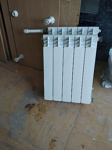 kolektor: Alüminium radiator – 5 bölməli 10 seksia 5m Dan ümumi qiymət 50m — 1