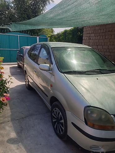 infiniti 35: Nissan Almera Tino: 2001 г., Механика — 1