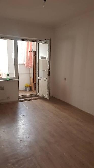 Аренда офисов: Сдается помещение 54 кв. м район Улан 2 3 комнаты, санузел, ванная — 10