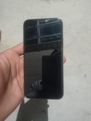 Apple iPhone: IPhone 11 Pro, 256 ГБ, Черный, Чехол, 100 % — 12