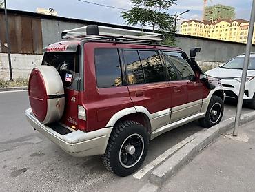 аваринные машины: Suzuki Escudo: 1995 г., 2 л, Автомат, Бензин, Внедорожник — 2