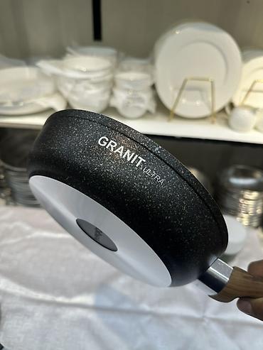 Сковорода KUKMARA Granit Ultra - Серия: Granit Ultra (на фото at lalafo.kg Сковорода KUKMARA Granit Ultra - Серия: Granit Ultra (на фото