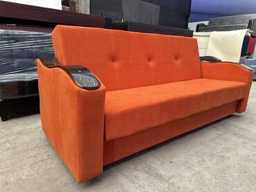 Прямые диваны: Прямой диван, Трехместный — 8