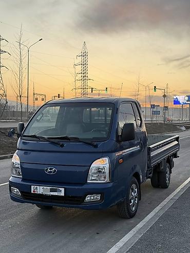 Hyundai: Hyundai Porter: 2020 г., 2.5 л, Механика, Дизель, Фургон — 1