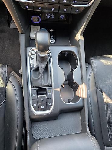 Hyundai: Hyundai Santa Fe: 2019 г., 2 л, Типтроник, Бензин, Кроссовер — 11