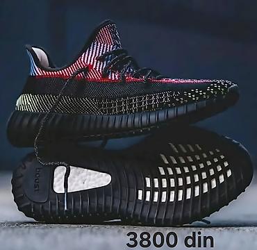 Patike: Skechers i Yezzy

36-46

Cene su na slikama — 13