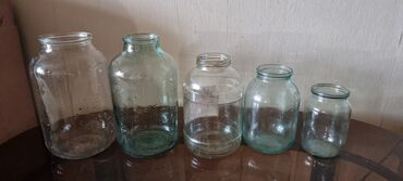 покупка стекла: Баночки стеклянные, чистые по 10 сом. 2 - 3 литровые по 25 сом Есть