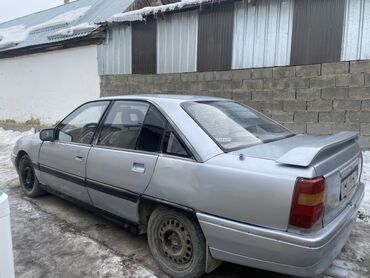 Opel: Opel Omega: 1987 г., 2 л, Механика, Бензин — 4