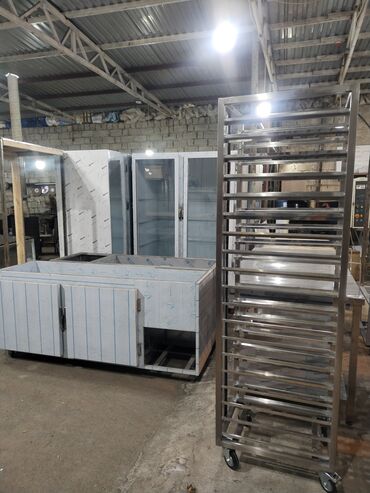 Soyuducu vitrinləri: Məhsul: Şüşəli soyuducu vitrin stendləri Təyinat: - Kafe, restoran — 9