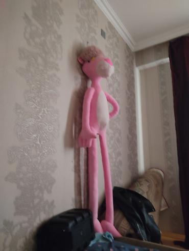Yumşaq oyuncaqlar: Böyük ölçülü Pembe Panter plyuş oyuncağı - Parlaq çəhrayı rəng, ağ — 2