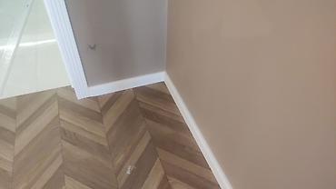 Напольные работы: Укладка пола, Монтаж напольных плинтусов, Выравнивание пола | Ковролин, Ламинат, Линолеум Больше 6 лет опыта — 15