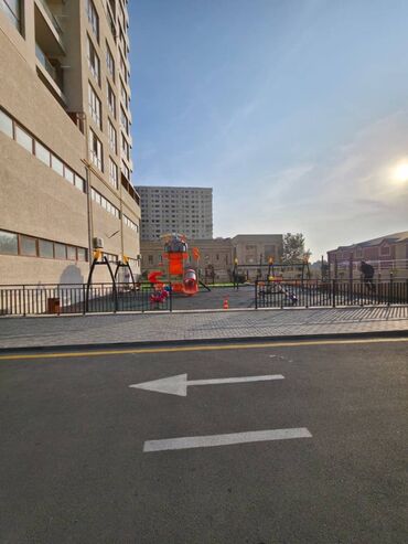 Yeni tikili: 4 otaqlı, Yeni tikili, 147 kv. m — 3