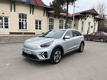 Kia: Kia Niro: 2021 г., Электромобиль, Кроссовер — 1
