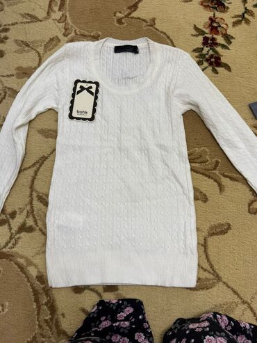 Пуховики и зимние куртки: Продаю все срочно дешево — 1