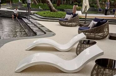 Lejankalar, şezlonqlar: Şezlong 
Lejenka. 
Hovuz içi özel tasarım — 13