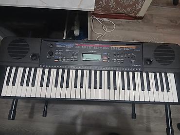 Синтезаторы: Продаю или меняю Синтезатор Yamaha PSR-E263 с нотной подставкой и — 3
