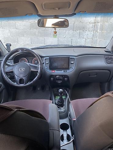 kia ключ: Kia Rio: 2011 г., 1.4 л, Механика, Бензин, Хэтчбэк — 4