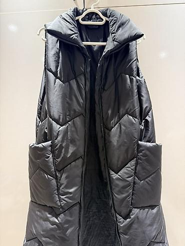 Qara rəngli qolsuz puff gödəkçə (uzun jilet) - Model: Uzun kəsim
