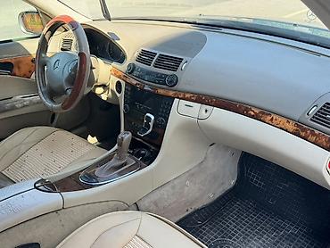 b class: Mercedes-Benz E-Class: 2004 г., 2.6 л, Автомат, Бензин, Седан — 6